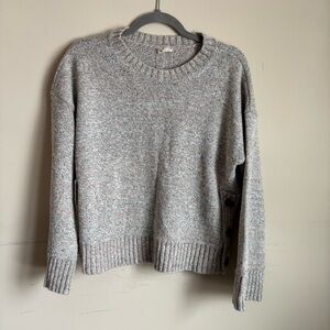 Hem & Thread Heathered Gray Women's Sweater
